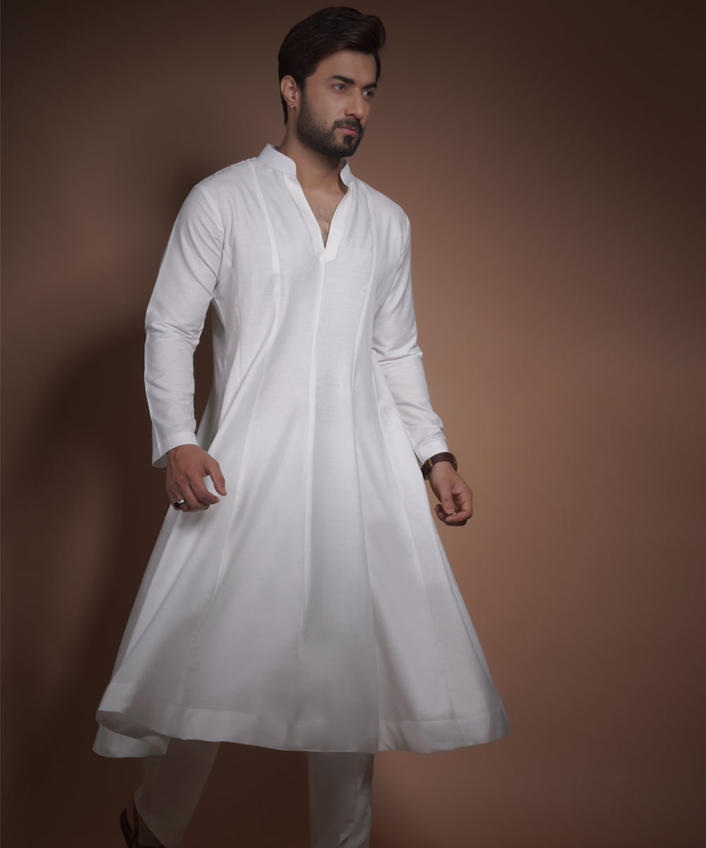 Offwhite Kalidar V-neck Kurta with Pyjama