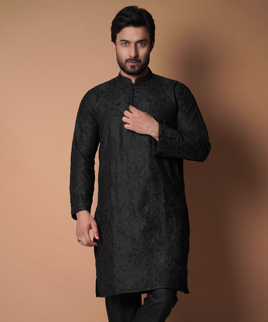 Jugnoo - Matte black embroidered kurta/pants set