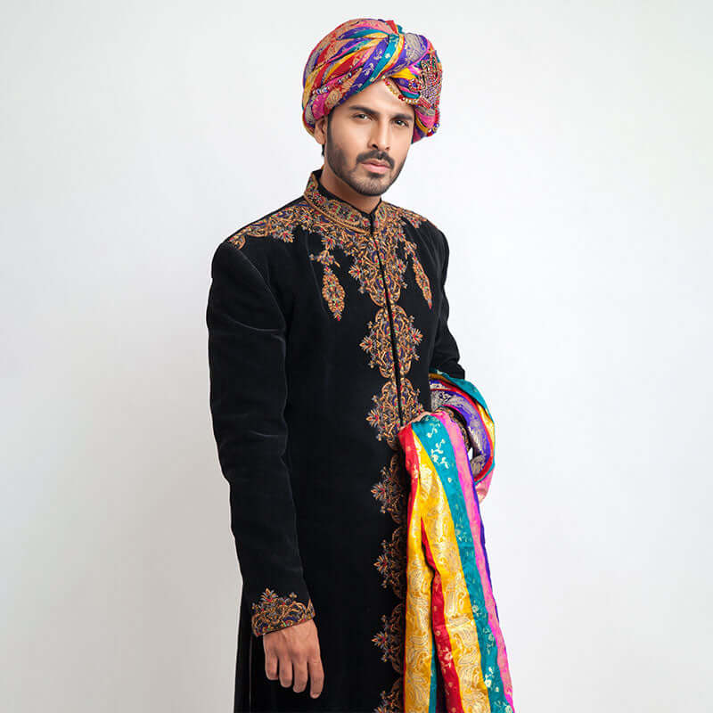 Antique Ivory Pure Jamavar Silk Form-Fitted Sherwani with intricate embroidery