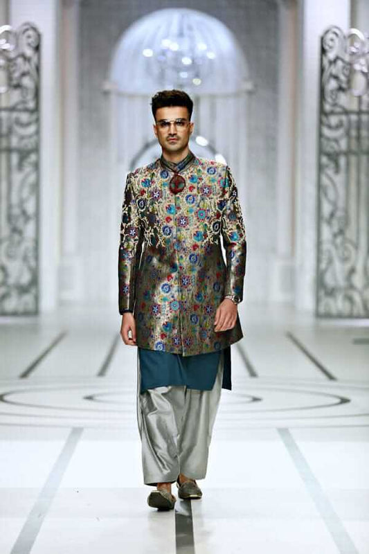Regal Silver Sherwani, Luxury Wedding Wear.
