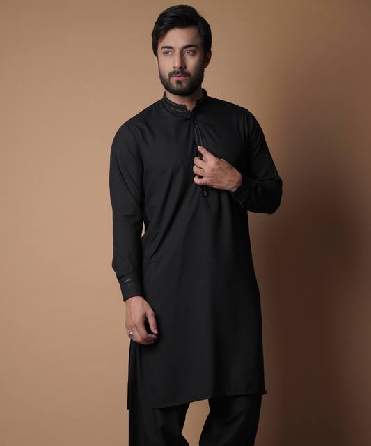 Black Shalwar kameez