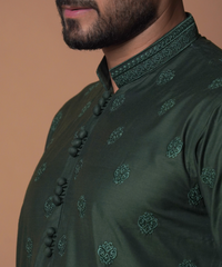 Kurta / Pants - Emerald green Motif embroidered