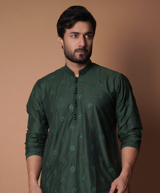 Kurta / Pants - Emerald green Motif embroidered