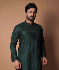 Kurta / Pants - Green symmetrical design embroidered kurta set.