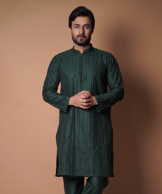 Kurta / Pants - Green symmetrical design embroidered kurta set.