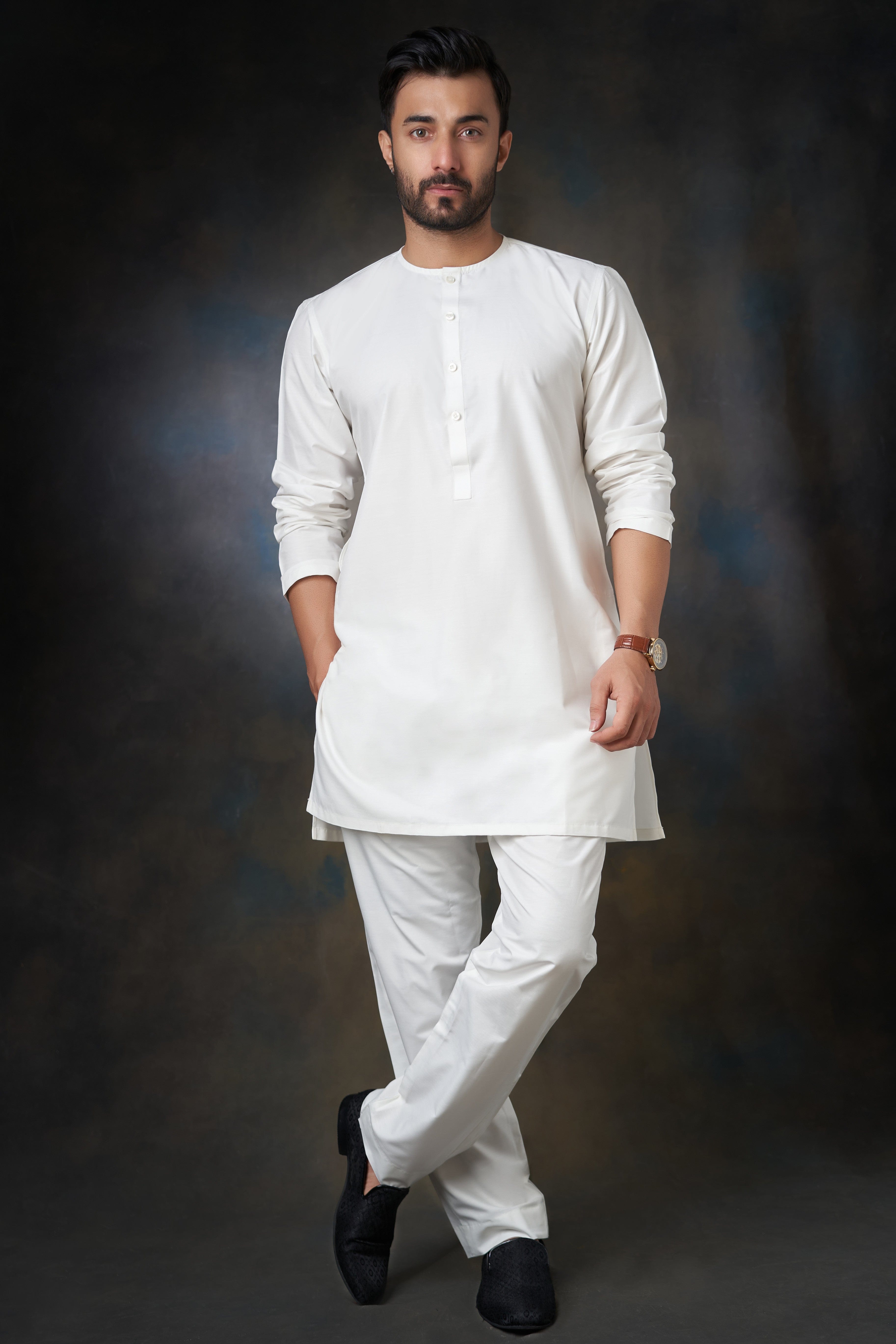 Latest Fashion Trends in Men's Sherwani and Kurta Pajama - Nihal Fashions  Blog