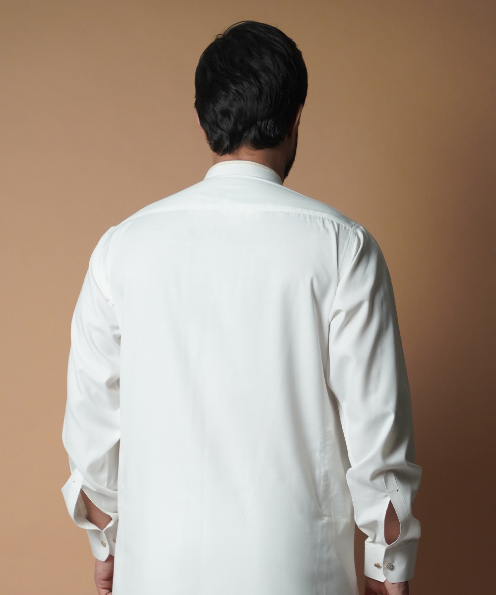 Classic Ivory Kurta and Pyjama with Gold Detail - Elegant Men's Attire